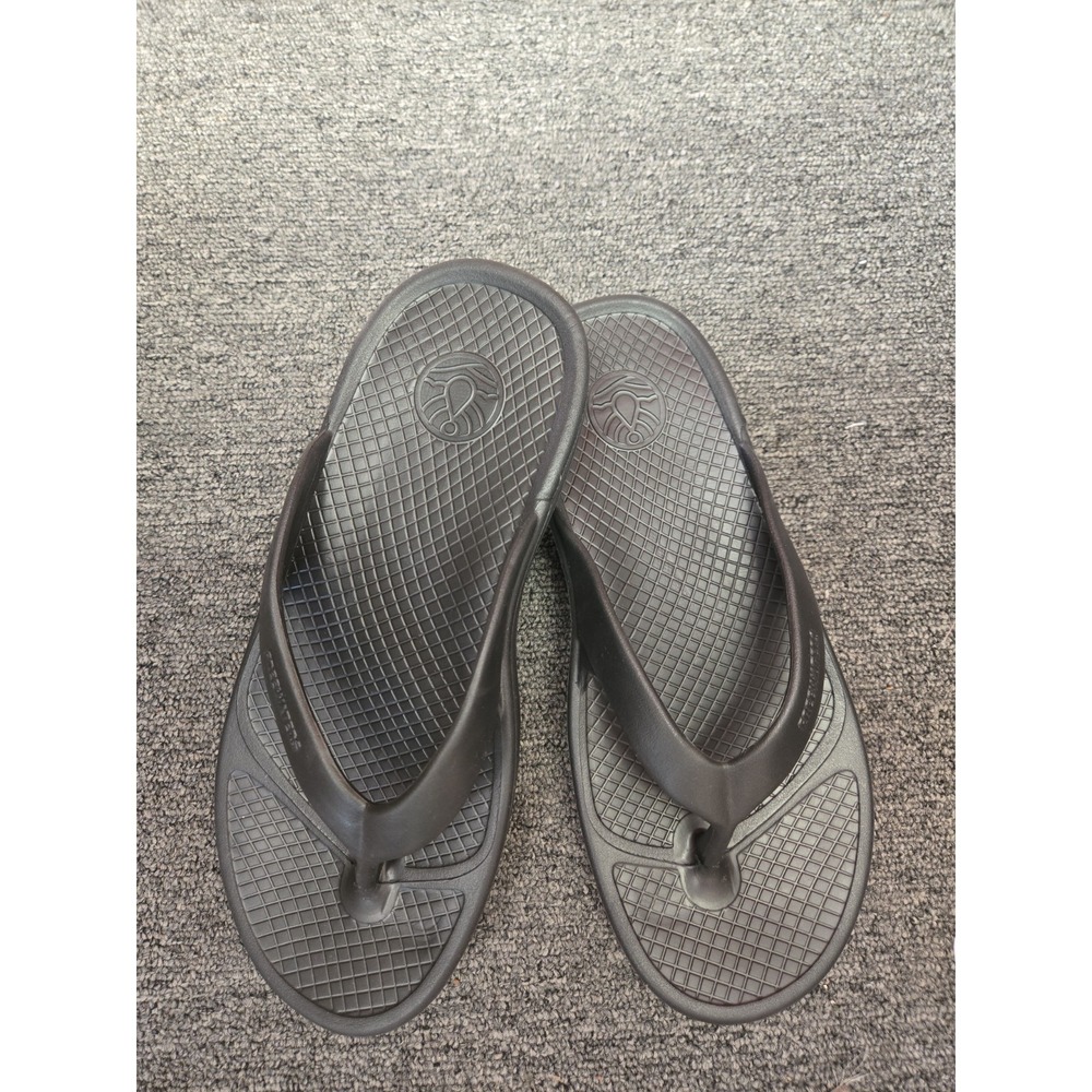 FREEWATERS Free Waters Men 8/ Women 10 Cloud 9 Ultra Flip Flops Sandals Black